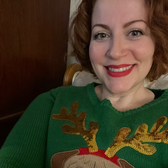 Meet your Posher, Nicole - Picture 2 of 6